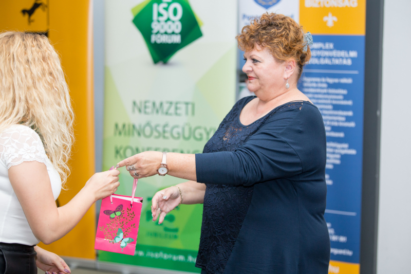 Szakmaiság, elismerések és jó hangulat az ISO 9000 FÓRUM Egyesület XXV. Nemzeti Minőségügyi Konferenciáján