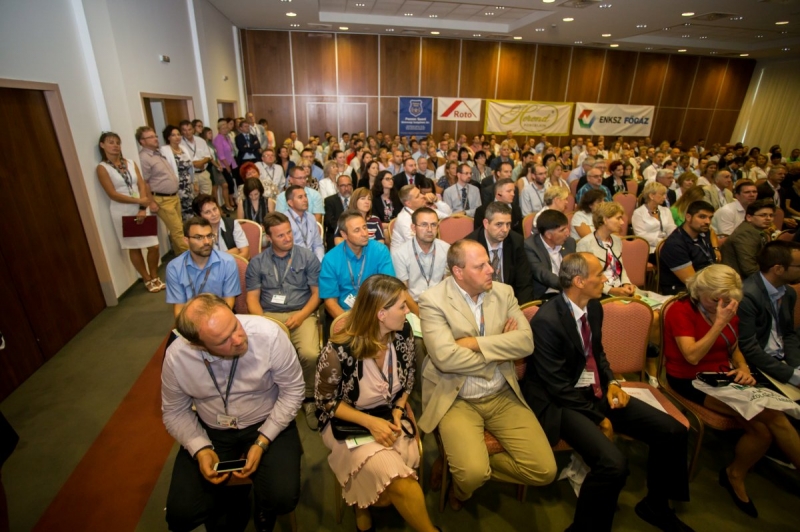 XXIII. NEMZETI MINŐSÉGÜGYI KONFERENCIA: Első nap délelőtt, délután