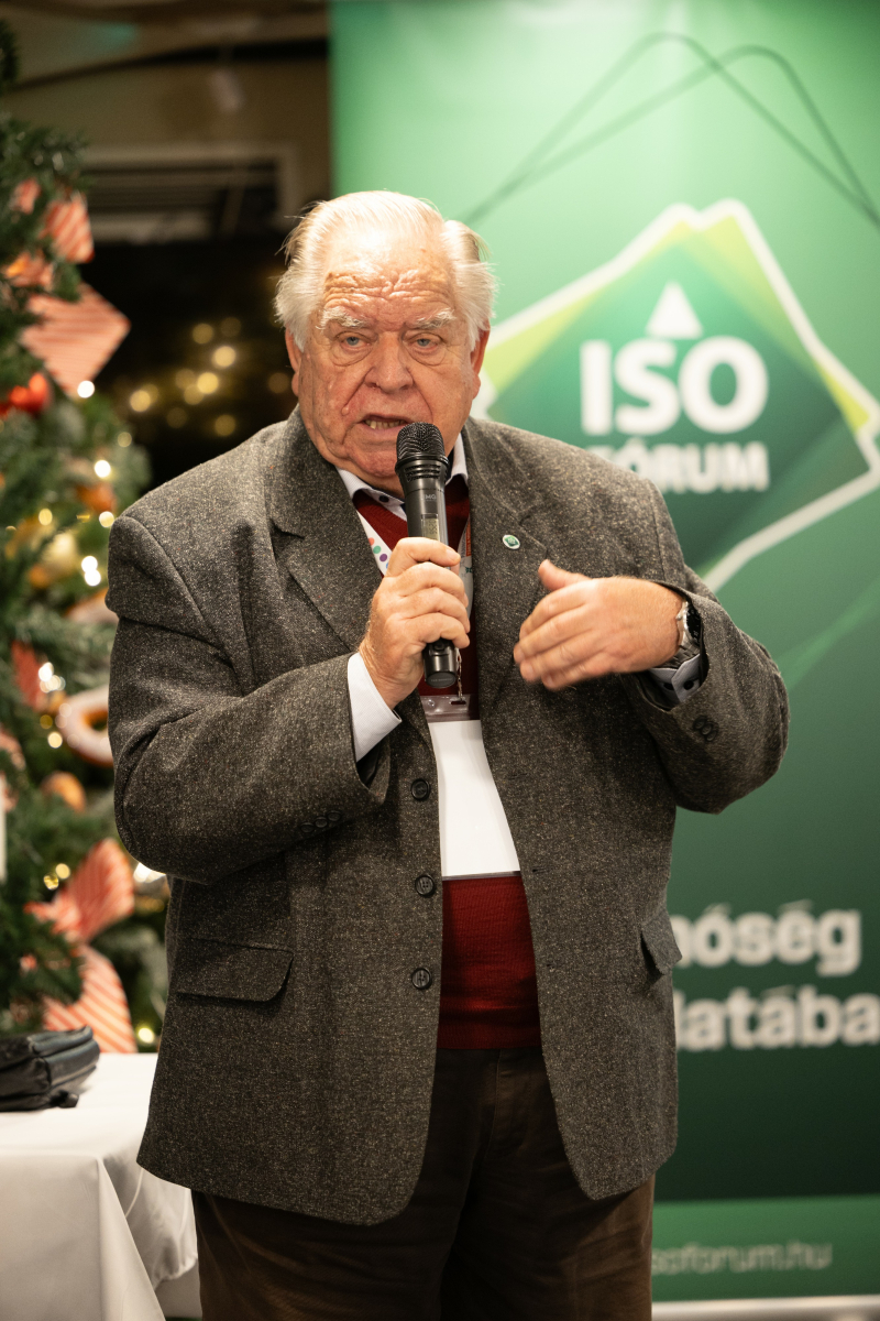 Jó hangulat, inspiráló beszélgetések és lenyűgöző panoráma – ilyen volt az évzáró rendezvényünk