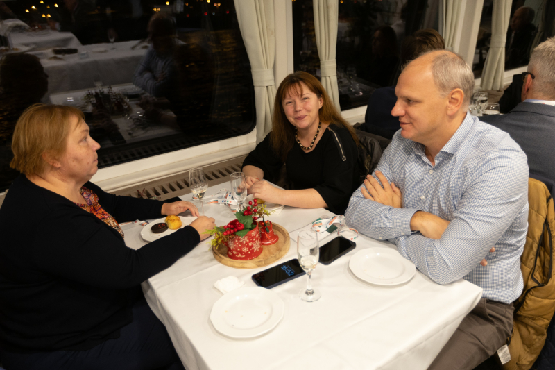 Jó hangulat, inspiráló beszélgetések és lenyűgöző panoráma – ilyen volt az évzáró rendezvényünk