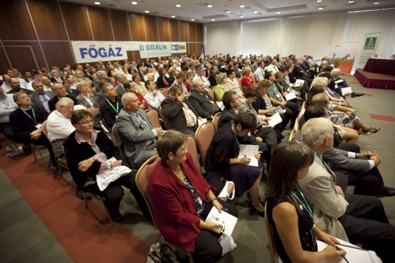 XX. Nemzeti Konferencia: Plenáris és csoportos fotók