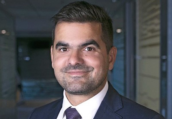Németh Zsolt az Aloha Informatika Kft. új kereskedelmi és stratégiai igazgatója Németh Zsolt az Aloha Informatika Kft. új kereskedelmi és stratégiai igazgatója