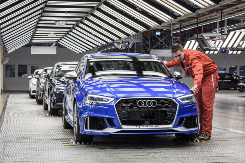 AUDI Hu gyárlátogatás Győrben. Törölve a járványveszély miatt !!! AUDI Hu gyárlátogatás Győrben. Törölve a járványveszély miatt !!!