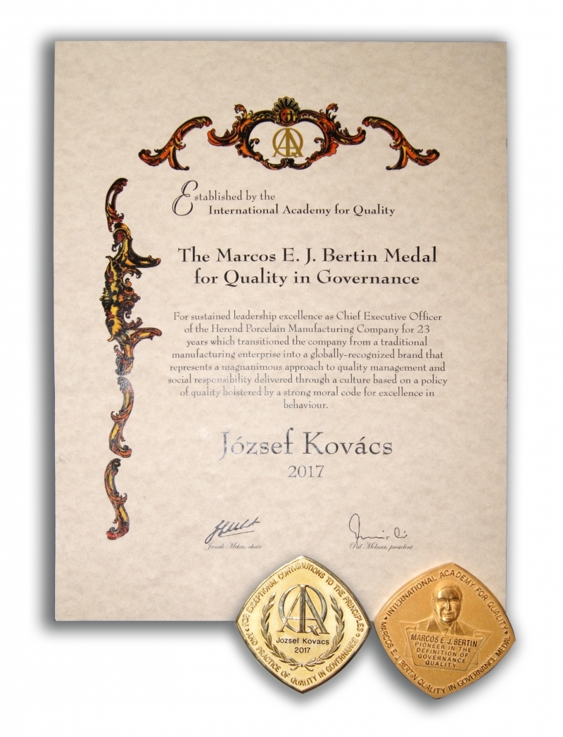 KOVÁCS JÓZSEF NEMZETKÖZI IAQ KITÜNTETÉSE