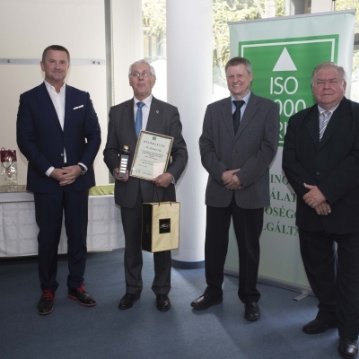 Dr. Molnár Pál, egyetemi tanár, EOQ MNB elnök